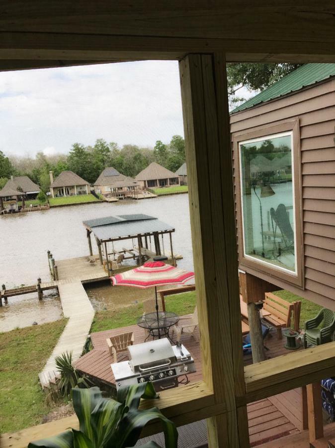 Cozy Cabin On The Bayou Maurepas Ngoại thất bức ảnh
